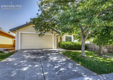 8161 Scarborough Dr, Colorado Springs, CO 80920