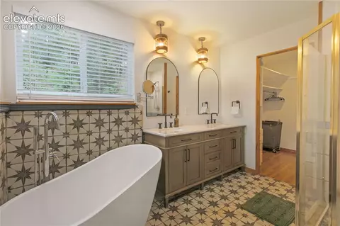 Bath - 46 Apache Rd, Evergreen, CO 80439 photo 5 of 6