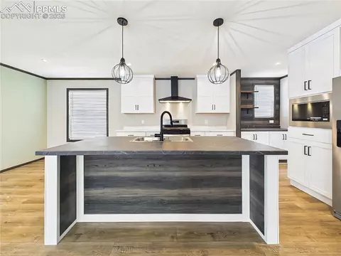 273 E Don Dr, Pueblo, CO 81007 photo 17