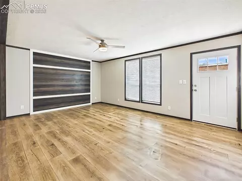 273 E Don Dr, Pueblo, CO 81007 photo 2