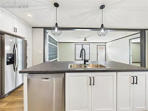 273 E Don Dr, Pueblo, CO 81007 photo 22