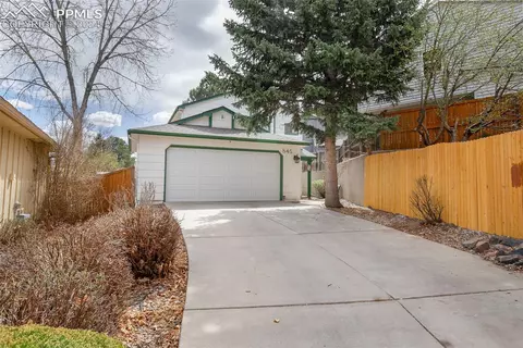 845 Spinner Ct, Colorado Springs, CO 80910
