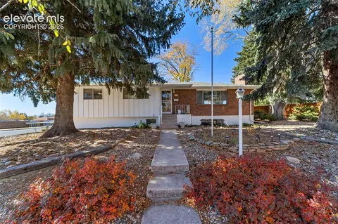 2302 Kent Ln, Colorado Springs, CO 80909