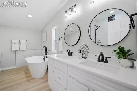 Bath - 35125 Book Rd, Yoder, CO 80864 photo 1 of 7
