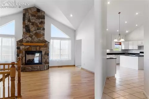 112 Ridge Point Cir, Divide, CO 80814 photo 4