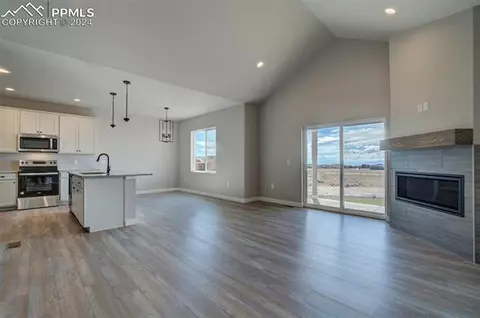 10364 Devoncove Dr, Peyton, CO 80831 photo 8