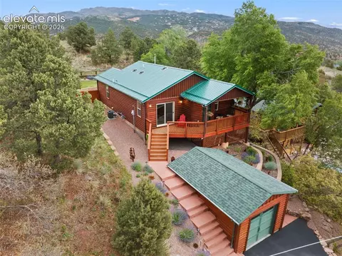 208 Chelten Rd, Manitou Springs, CO 80829