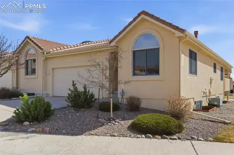 215 Luxury Ln, Colorado Springs, CO 80921