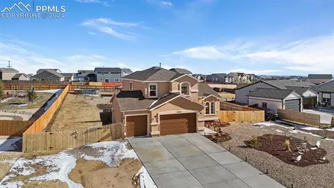 10063 Keating Dr, Peyton, CO 80831 photo 4