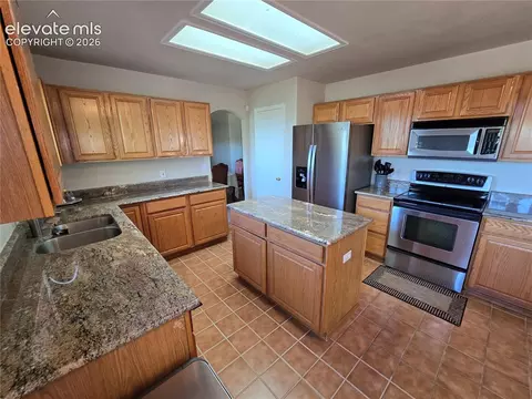 Kitchen - 19173 E Hampden Dr, Aurora, CO 80013 photo 2 of 2