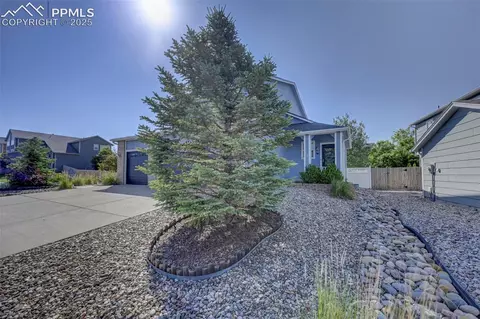 6953 Grand Prairie Dr, Colorado Springs, CO 80923