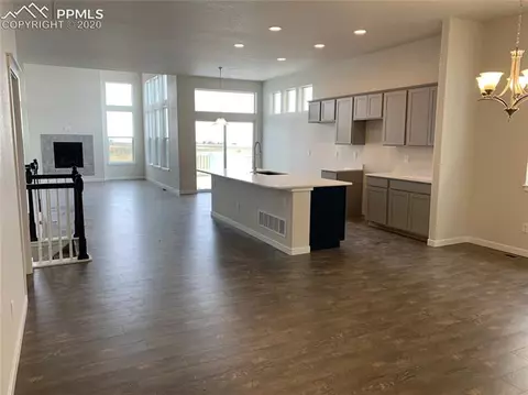 10161 Golf Crest Dr, Peyton, CO 80831 photo 2