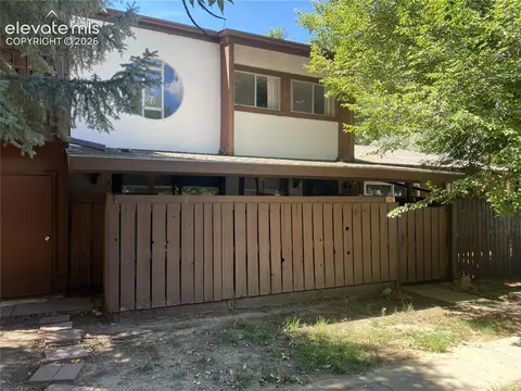 106 Scotland Rd #F, Pueblo, CO 81001