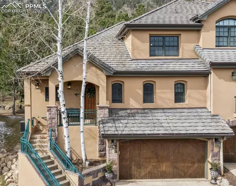 1265 Log Hollow Pt, Colorado Springs, CO 80906