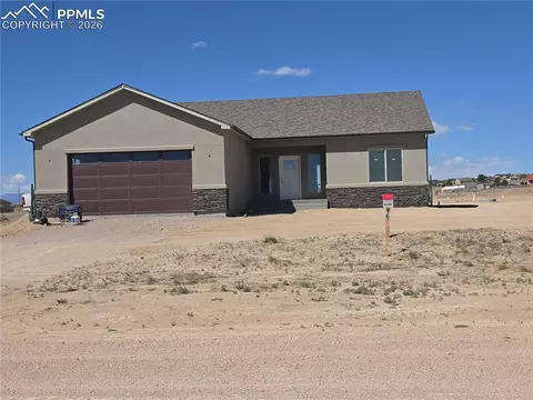 1675 N Lyon Dr, Pueblo West, CO 81007