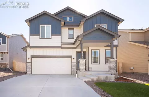 9925 Castor Dr, Colorado Springs, CO 80925