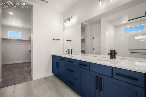 Bath - 1109 White Clover Dr, Monument, CO 80132 photo 2 of 4