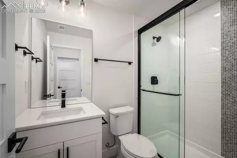 Bath - 1109 White Clover Dr, Monument, CO 80132 photo 4 of 4