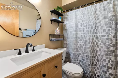 Bath - 1369 Spring Valley Dr, Divide, CO 80814 photo 3 of 3