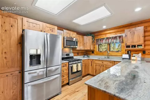 Kitchen - 1369 Spring Valley Dr, Divide, CO 80814 photo 4 of 4