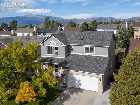 7820 Swiftrun Rd, Colorado Springs, CO 80920