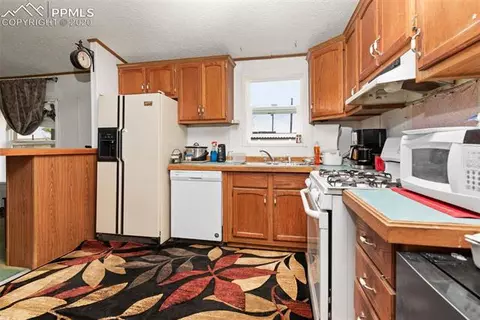 15710 S Lauppe Rd, Yoder, CO 80864 photo 6