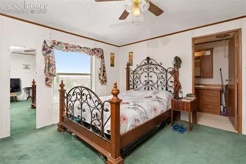 15710 S Lauppe Rd, Yoder, CO 80864 photo 3