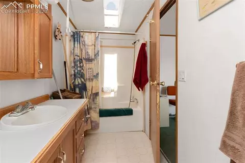 15710 S Lauppe Rd, Yoder, CO 80864 photo 5