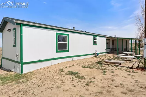 15710 S Lauppe Rd, Yoder, CO 80864 photo 1