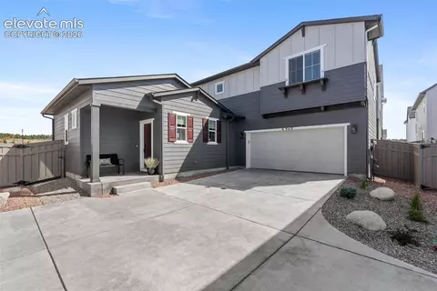 6940 Knapp Dr, Colorado Springs, CO 80924