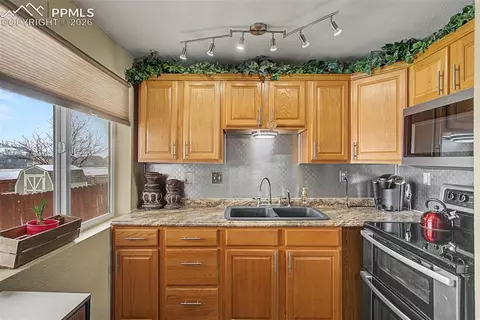 Kitchen - 7763 Old Spec Rd, Peyton, CO 80831 photo 6 of 6