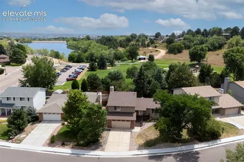 3225 Oak Creek Dr, Colorado Springs, CO 80906