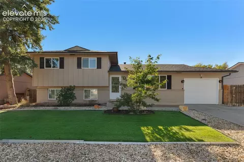 4520 Del Verde Dr, Colorado Springs, CO 80918