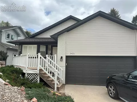5423 Lions Gate Ln, Colorado Springs, CO 80919