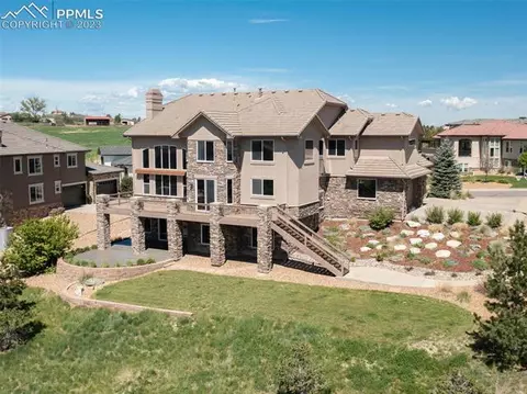 7678 Kryptonite Ln, Castle Rock, CO 80108