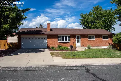 3360 Red Onion Cir, Colorado Springs, CO 80918