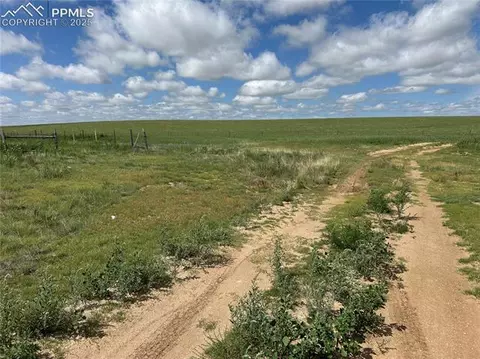 10440 Boone Rd, Yoder, CO 80864 photo 9
