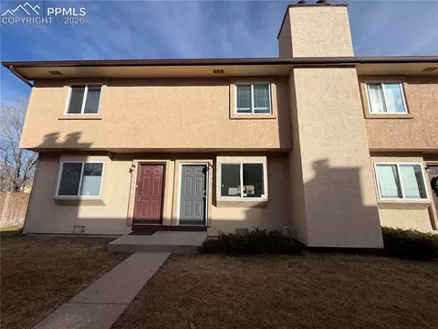 3016 Starlight Cir, Colorado Springs, CO 80916