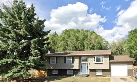 913 Cardinal St, Colorado Springs, CO 80911