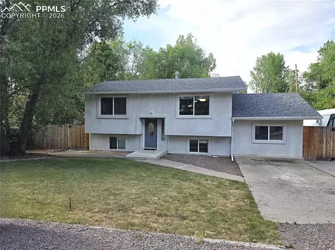 1538 Sherman Ave, Canon City, CO 81212