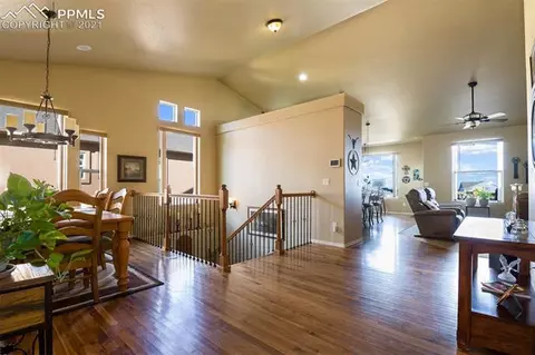10459 Mt Columbia Dr, Peyton, CO 80831 photo 4
