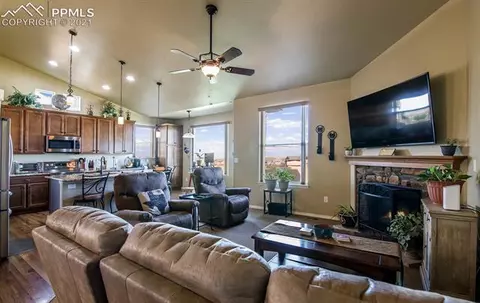 10459 Mt Columbia Dr, Peyton, CO 80831 photo 7