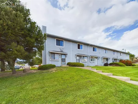 1973 Mineola Ct #A, Colorado Springs, CO 80915