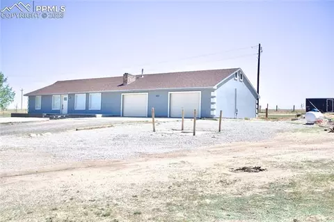 425 Weissenfluh Rd, Yoder, CO 80864 photo 4