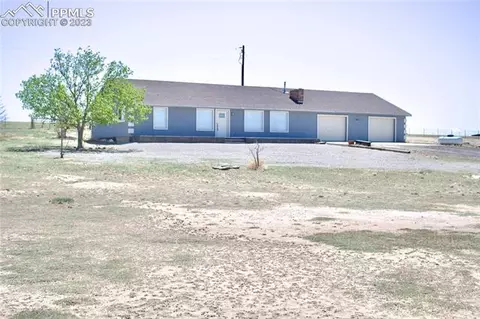 425 Weissenfluh Rd, Yoder, CO 80864 photo 3