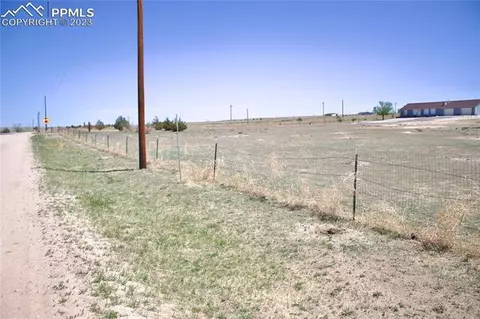 425 Weissenfluh Rd, Yoder, CO 80864 photo 9