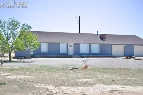 425 Weissenfluh Rd, Yoder, CO 80864 photo 2