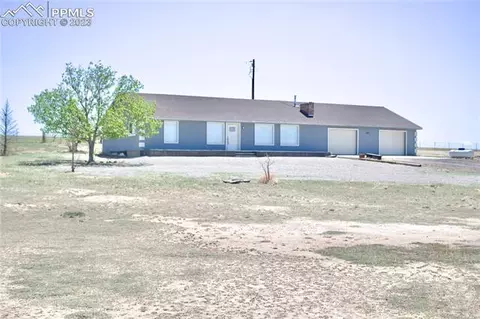 425 Weissenfluh Rd, Yoder, CO 80864 photo 1