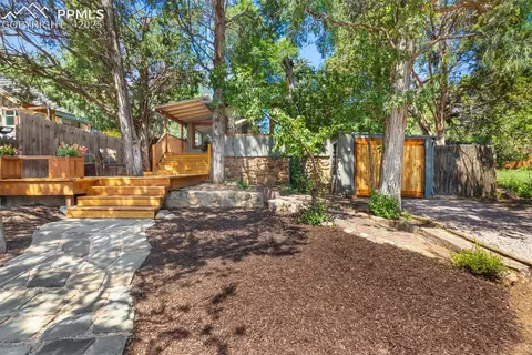 1818 Cheyenne Blvd, Colorado Springs, CO 80906
