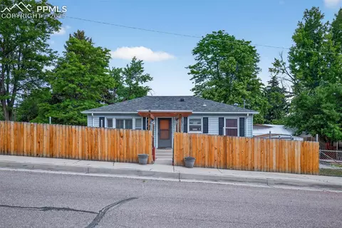822 W Monroe St, Colorado Springs, CO 80907